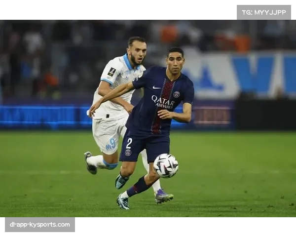 巴黎圣日耳曼老将经验丰富，助力年轻球员成长